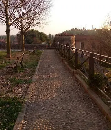 Sunrise In The Castle Bedizzole