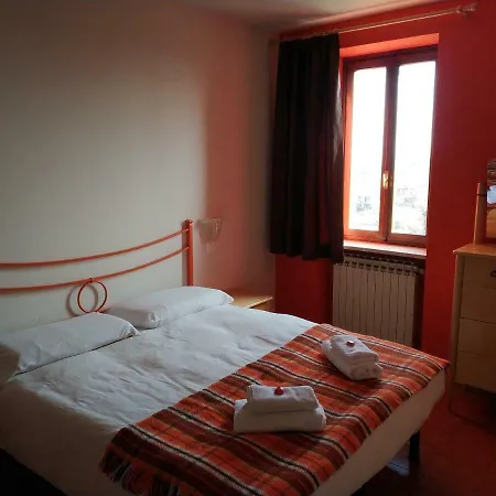 Sunrise In The Castle Apartment